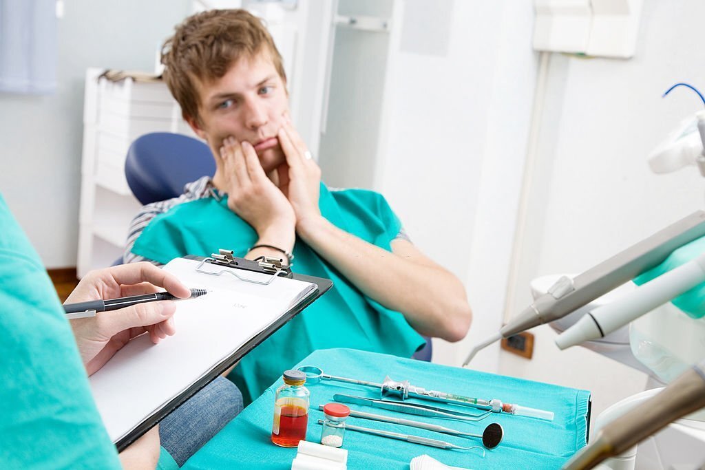 Emergency dental advice from an urgent and emergency family dentist in Matthews near Charlotte, NC